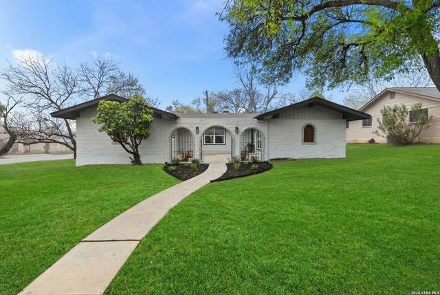 5602 cary grant, San Antonio, TX 78240