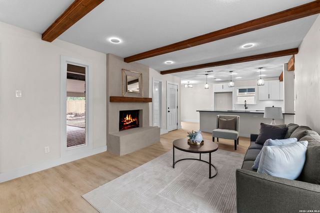 5602 cary grant, San Antonio, TX 78240