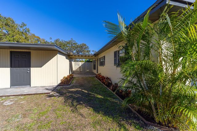 4603 S SHAMROCK ROAD, Tampa, FL 33611