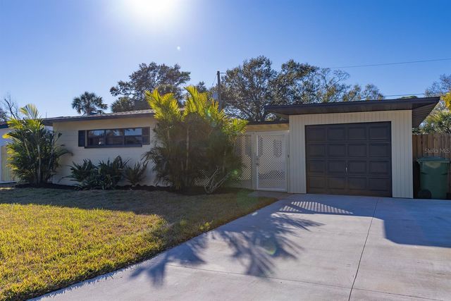 4603 S SHAMROCK ROAD, Tampa, FL 33611