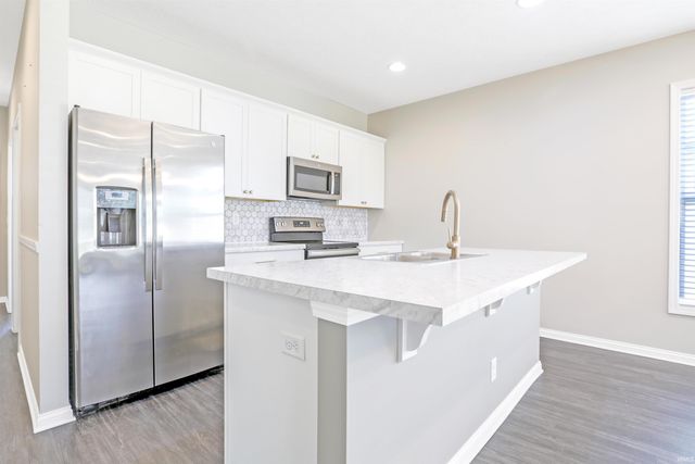 4620 Eastwick Drive, Newburgh, IN 47630