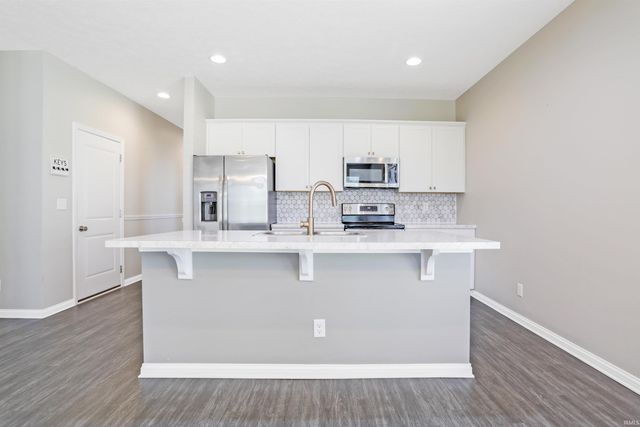 4620 Eastwick Drive, Newburgh, IN 47630