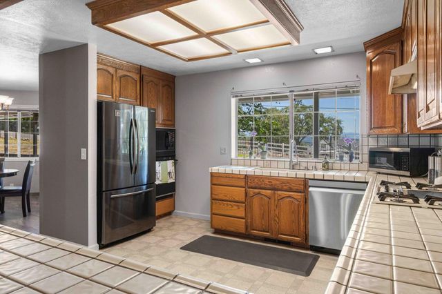 5765 Dolomite Dr, El Dorado, CA 95623