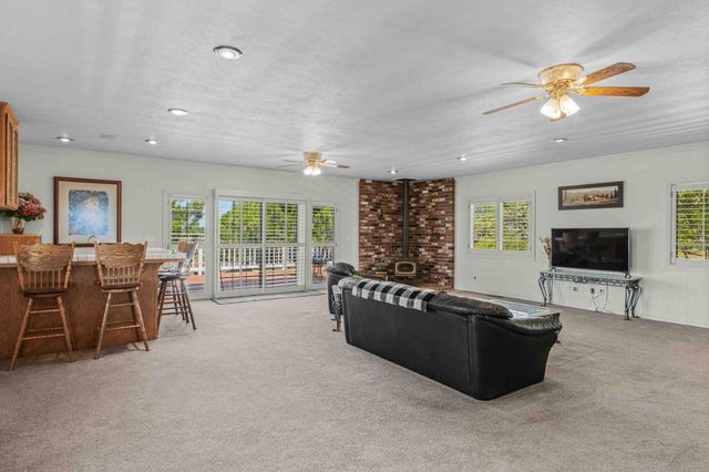 5765 Dolomite Dr, El Dorado, CA 95623
