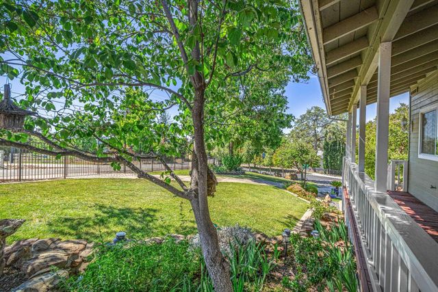 5765 Dolomite Dr, El Dorado, CA 95623