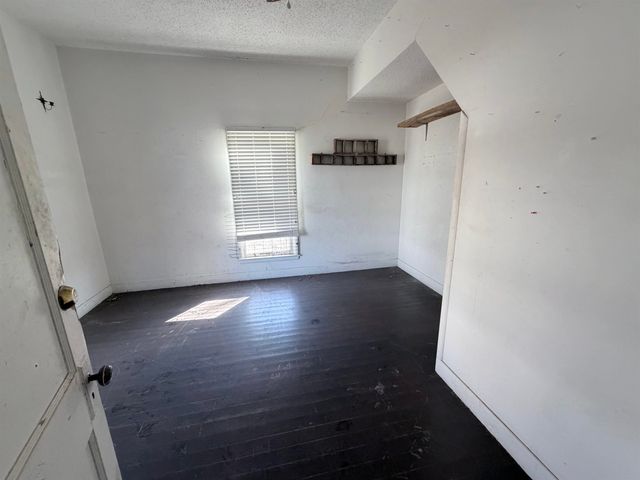 602 Menor, Winfield, KS 67156