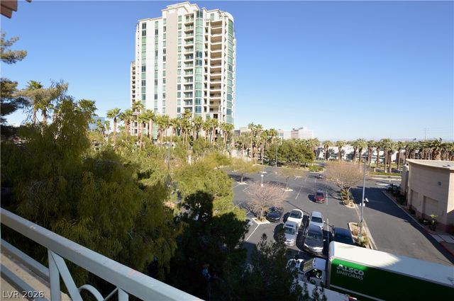 270 East FLAMINGO Road 314, Las Vegas, NV 89169