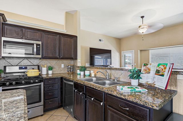 3166 Hidden Valley Drive, El Paso, TX 79938