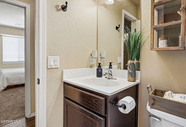 3166 Hidden Valley Drive, El Paso, TX 79938