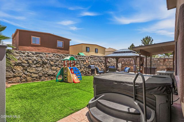 3166 Hidden Valley Drive, El Paso, TX 79938