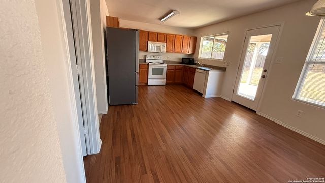 1807 Cambridge Blue, San Antonio, TX 78260