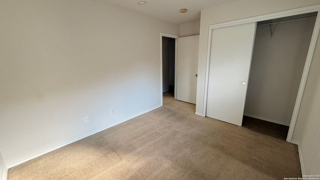 1807 Cambridge Blue, San Antonio, TX 78260