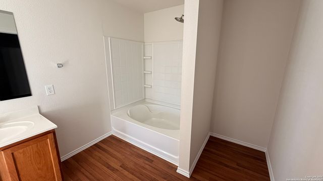 1807 Cambridge Blue, San Antonio, TX 78260