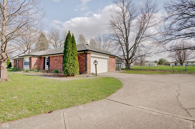 7 Chapman Court, Greenfield, IN 46140