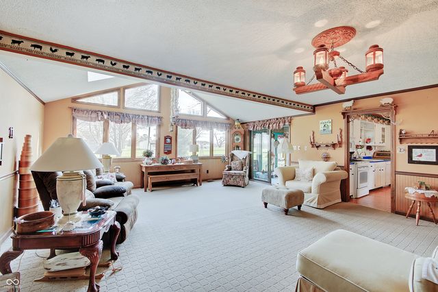 7 Chapman Court, Greenfield, IN 46140