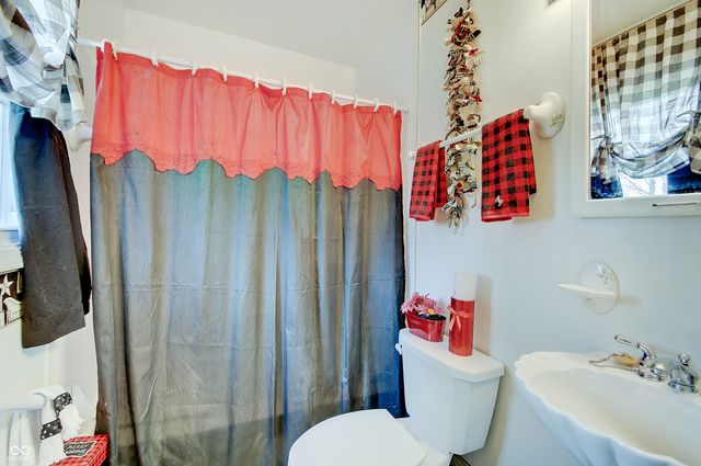 7 Chapman Court, Greenfield, IN 46140