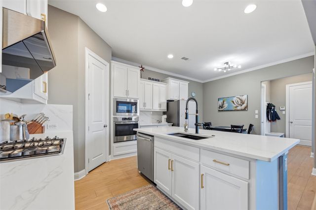 1074 James Court, Allen, TX 75013