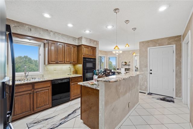 76 Sherlock Drive, Bella Vista, AR 72715
