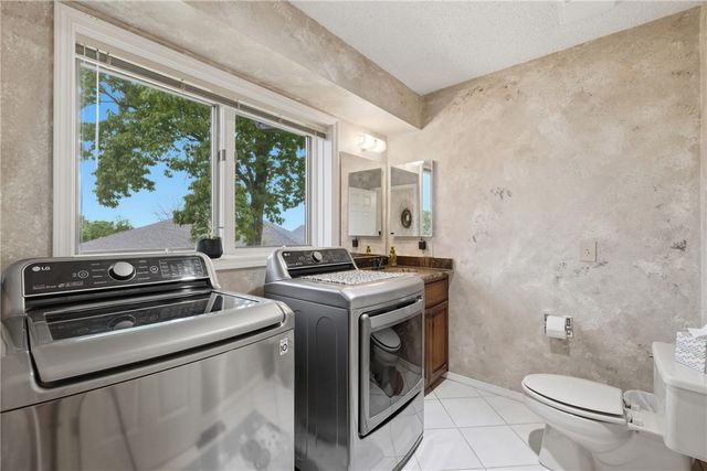 76 Sherlock Drive, Bella Vista, AR 72715