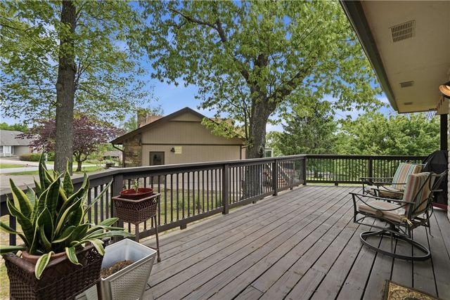 76 Sherlock Drive, Bella Vista, AR 72715