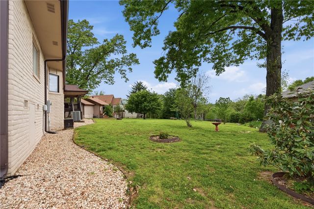 76 Sherlock Drive, Bella Vista, AR 72715