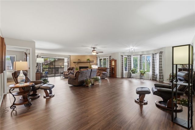 76 Sherlock Drive, Bella Vista, AR 72715