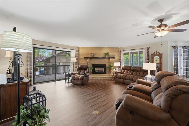 76 Sherlock Drive, Bella Vista, AR 72715