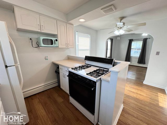 426 E Webster Street, Ferndale, MI 48220