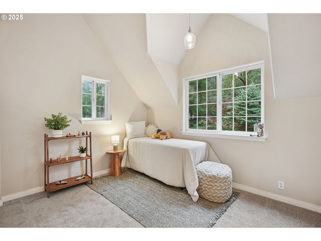 33111 Se WOOD Dr, Washougal, WA 98671