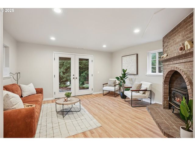 33111 Se WOOD Dr, Washougal, WA 98671