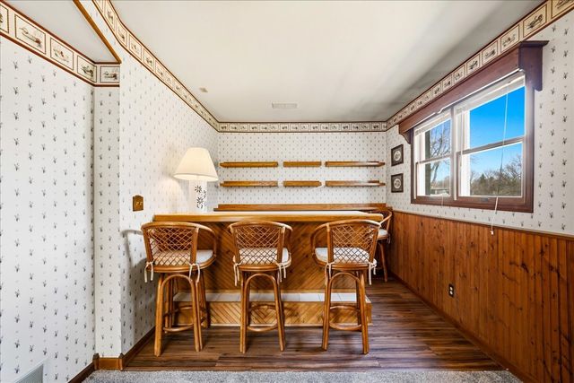 916 W JOLIET Highway, New Lenox, IL 60451