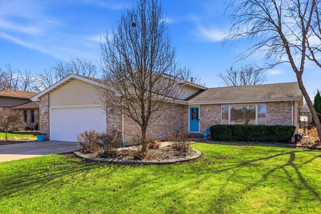 916 W JOLIET Highway, New Lenox, IL 60451