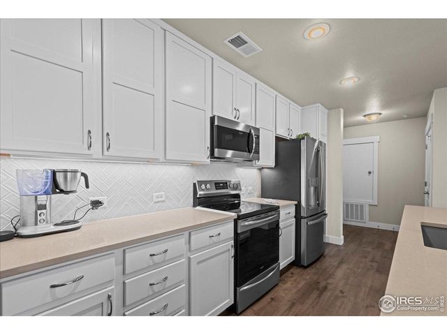 4622 Hahns Peak Dr 101, Loveland, CO 80538