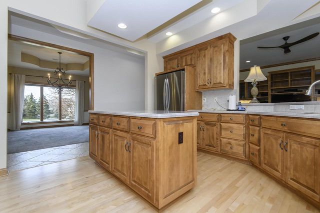 18840 Saratoga COURT, Brookfield, WI 53045