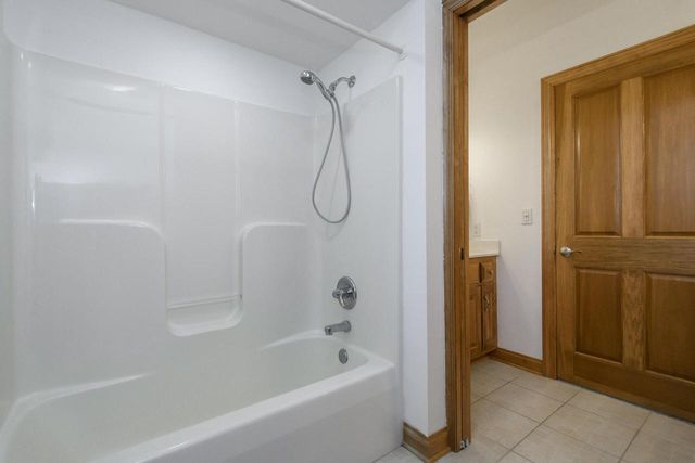 18840 Saratoga COURT, Brookfield, WI 53045