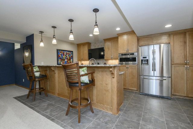 18840 Saratoga COURT, Brookfield, WI 53045