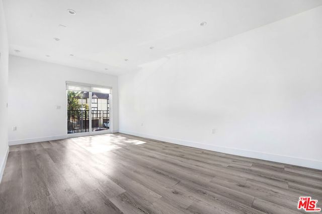 21719 Hart Street, Canoga Park, CA 91303