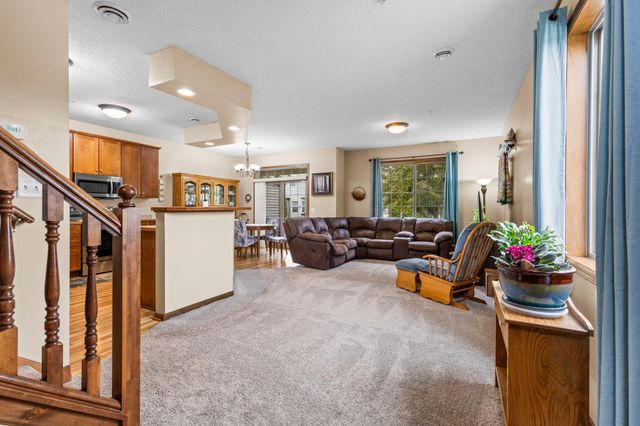 155 Stallion Lane, Circle Pines, MN 55014