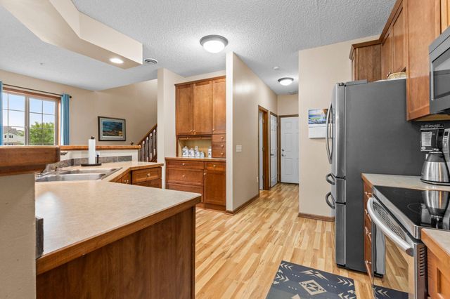 155 Stallion Lane, Circle Pines, MN 55014