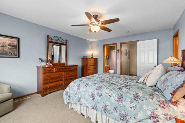 155 Stallion Lane, Circle Pines, MN 55014
