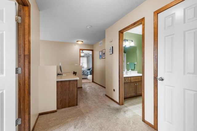 155 Stallion Lane, Circle Pines, MN 55014