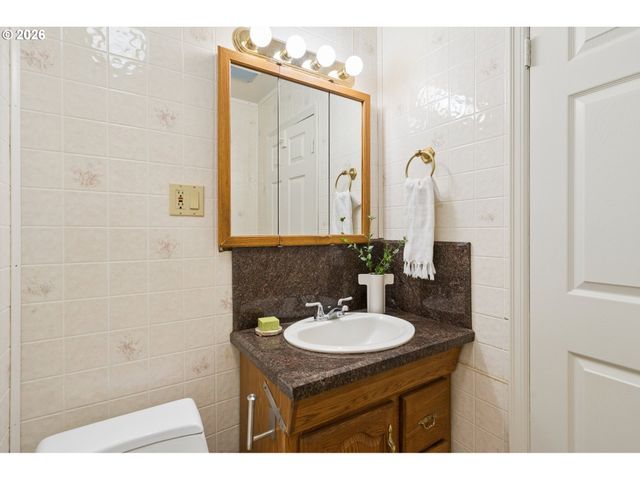 7522 N DWIGHT Ave, Portland, OR 97203