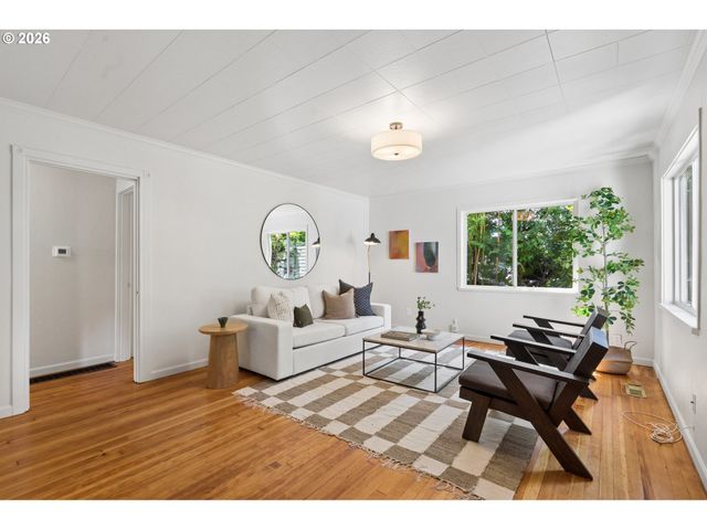 7522 N DWIGHT Ave, Portland, OR 97203