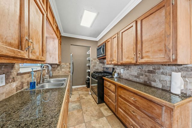 1530 Carson Drive, Mesquite, TX 75149