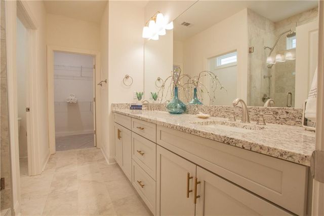 334 Maple View Drive, Carrollton, GA 30117