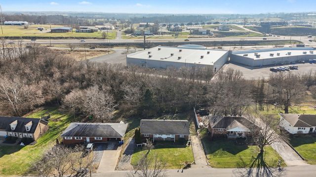 174-176 Lisa Avenue, Danville, KY 40422