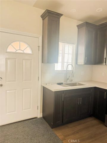 18556 Bryant, Northridge, CA 91324