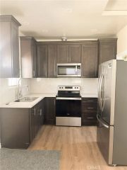 18556 Bryant, Northridge, CA 91324