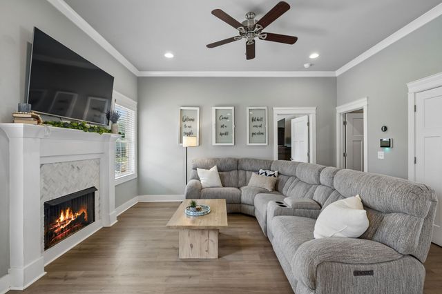 1411 Alamo Ave, Murfreesboro, TN 37129