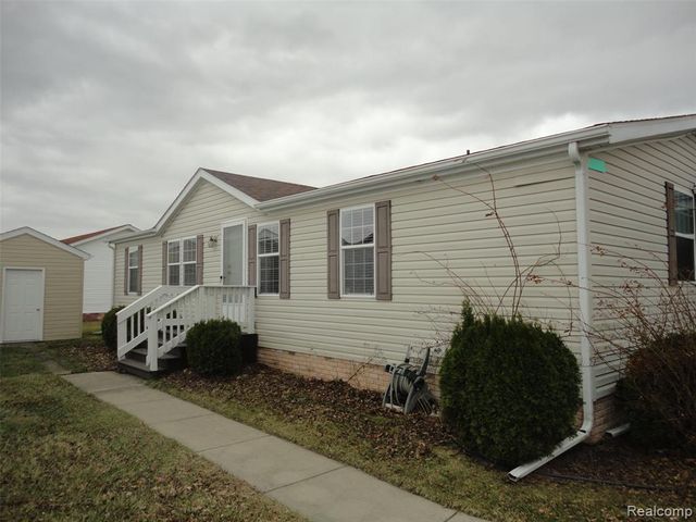 923 Stevens Trail, Monroe, MI 48161